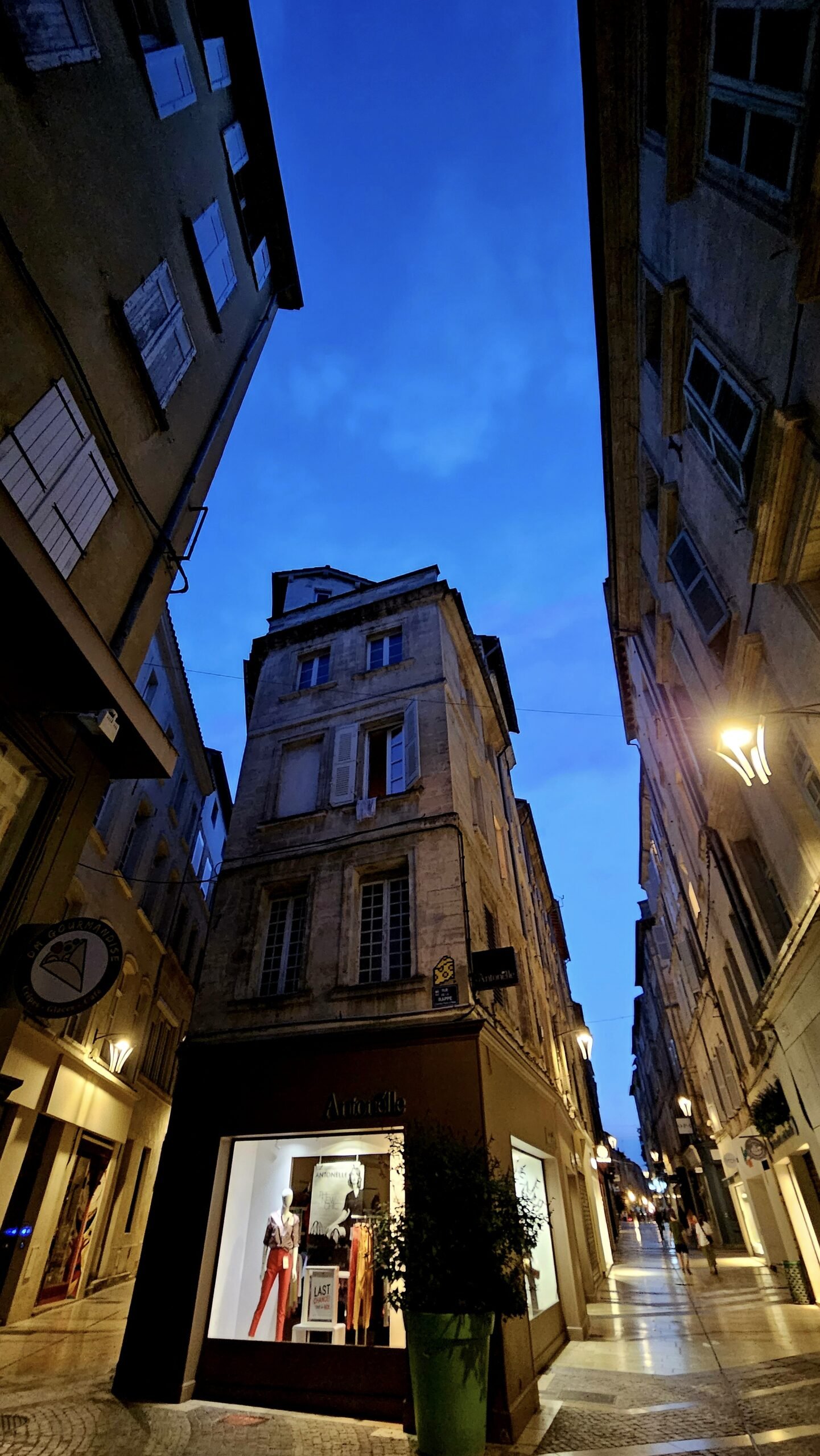 20230917_200911-scaled-1.jpg